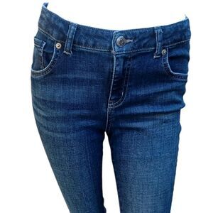 7007540......Cat & Jack Skinny Jeans Size 16 Jr., W27" 27"Inseam  8"Rise